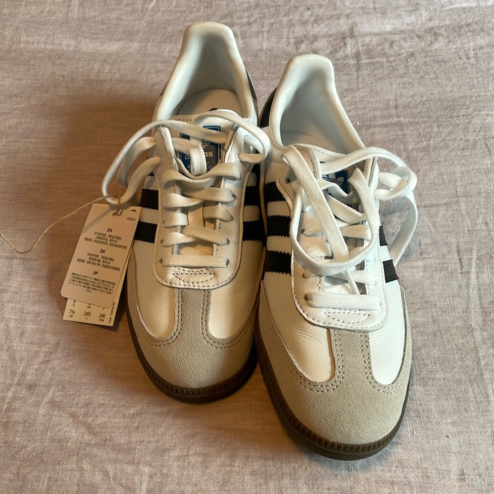 Adidas Sambo OG, white 7 1/2 brand new with tags, never worn